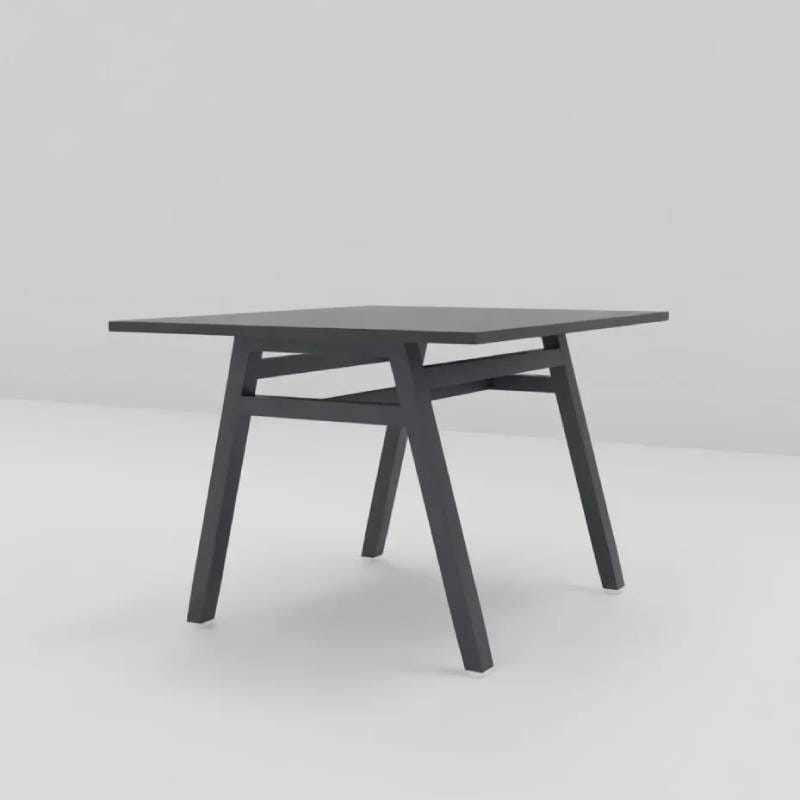 Stół konferencyjny 100x100x76cm, na nogach metalowych A