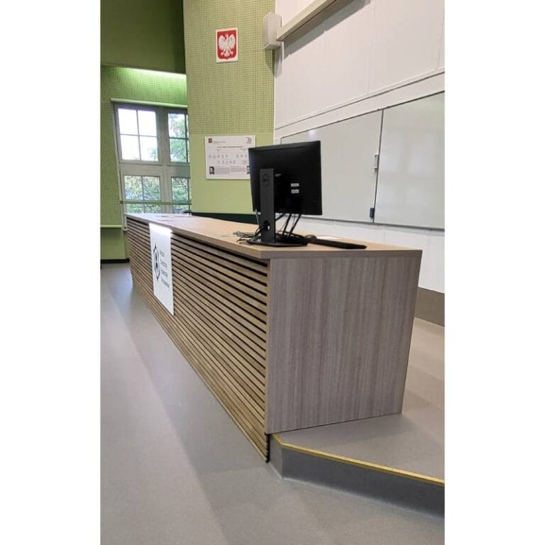 Kompleksowa modernizacja katedry na wrocławskiej uczelni